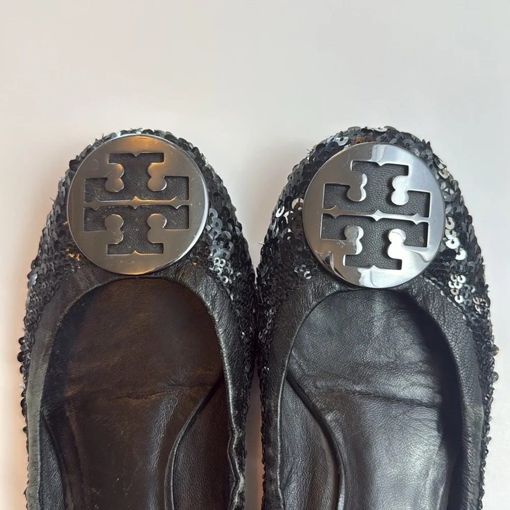 Tory Burch Black Leather Sequin Loafers with Classic Slip-On Design Size 8.5